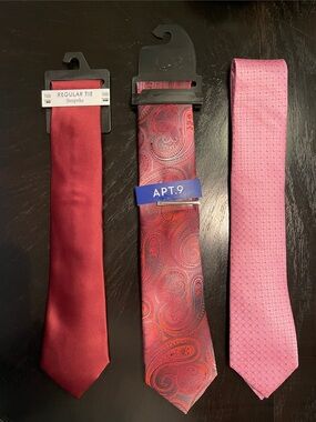 Nautica Red and Pink Men's Tie Trio